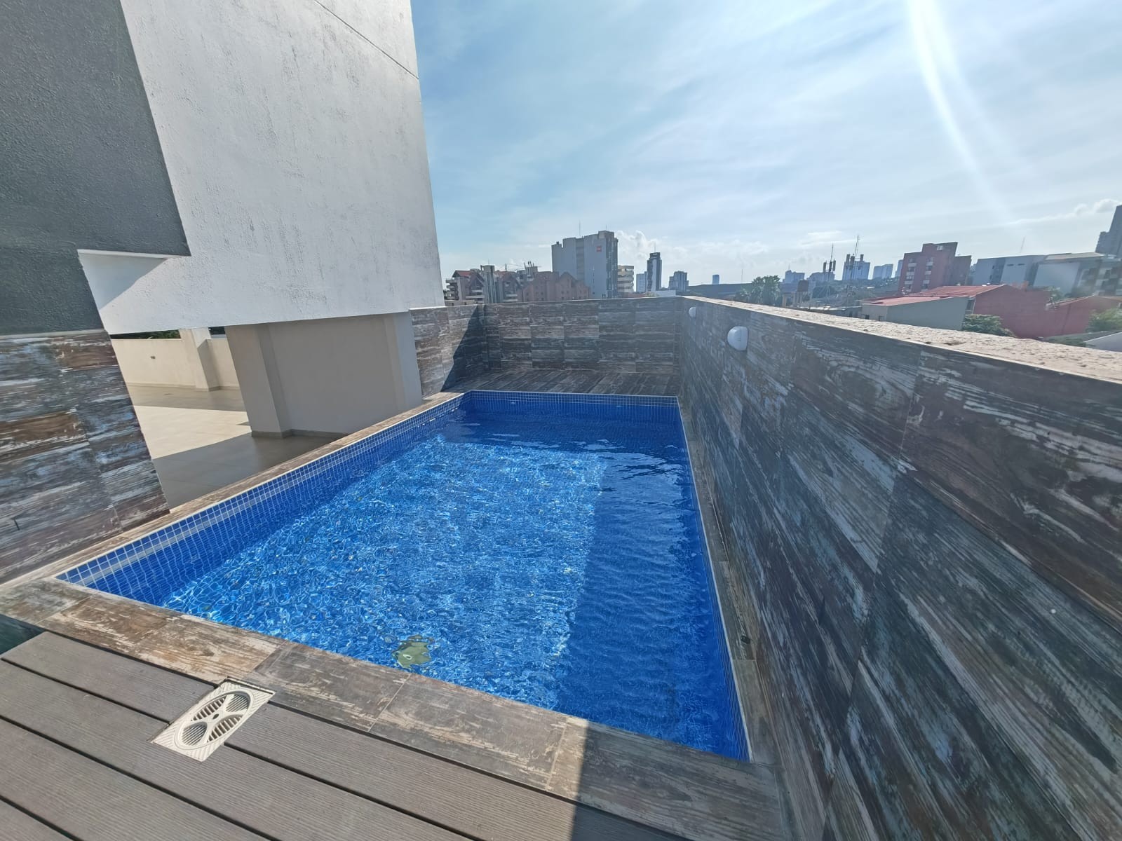 Departamento en Venta2DO ANILLO BUSCH FRENTE UNIFRANZ EDIFICIO SAYUBU Foto 9