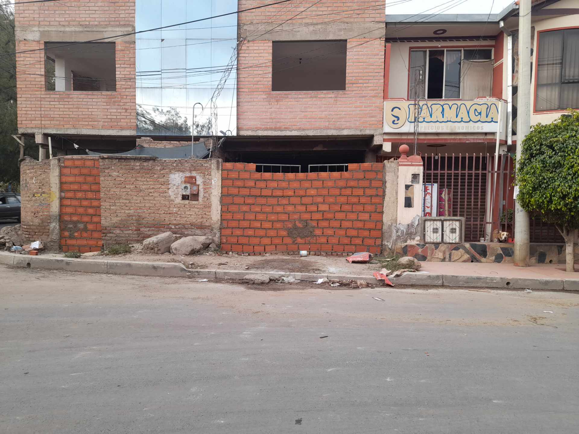 Edificio en Jayhuayco en Cochabamba 5 dormitorios 4 baños 2 parqueos Foto 4