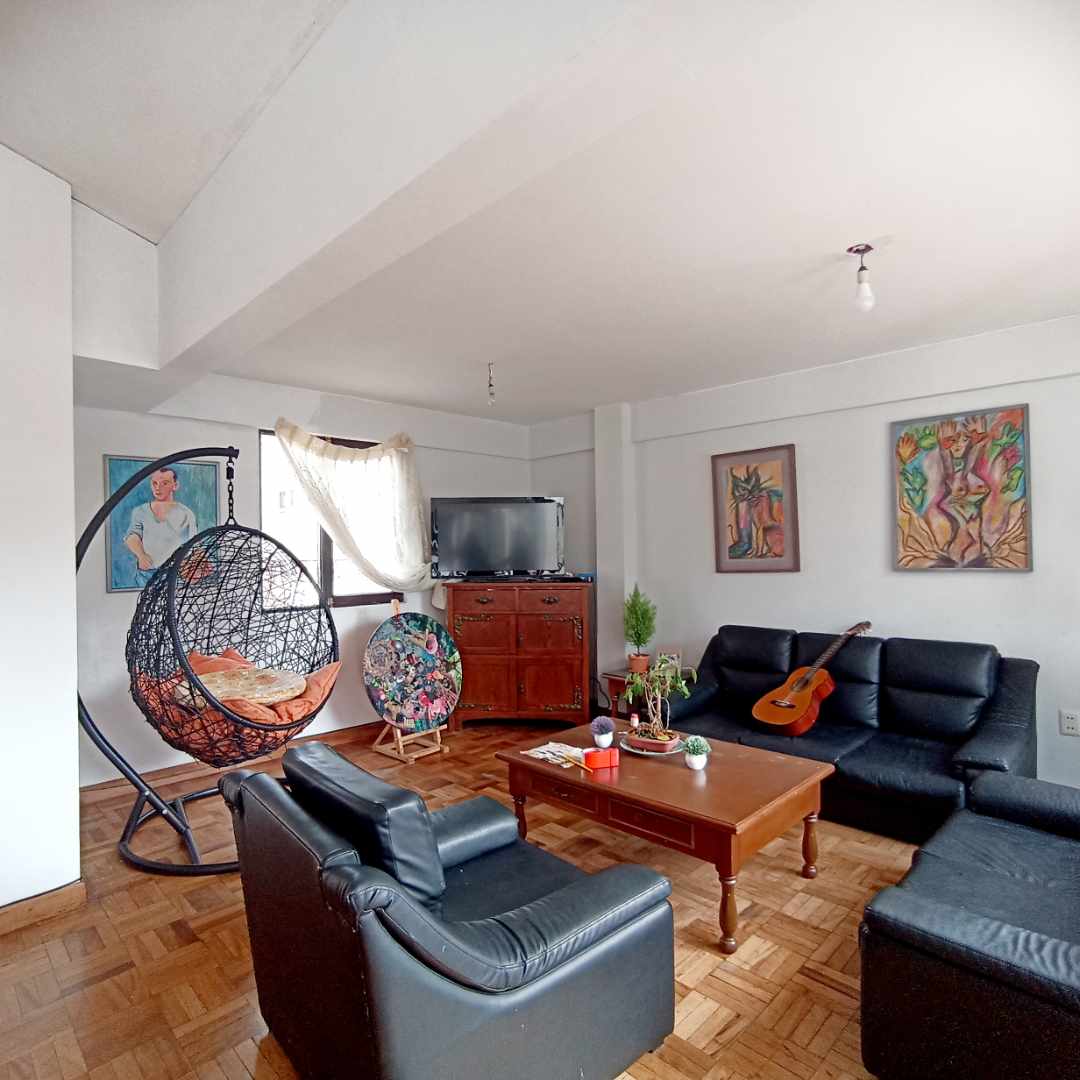 Departamento en AnticréticoLOS PINOS C. 6 BLOQUES  3 dormitorios 2 baños  Foto 8