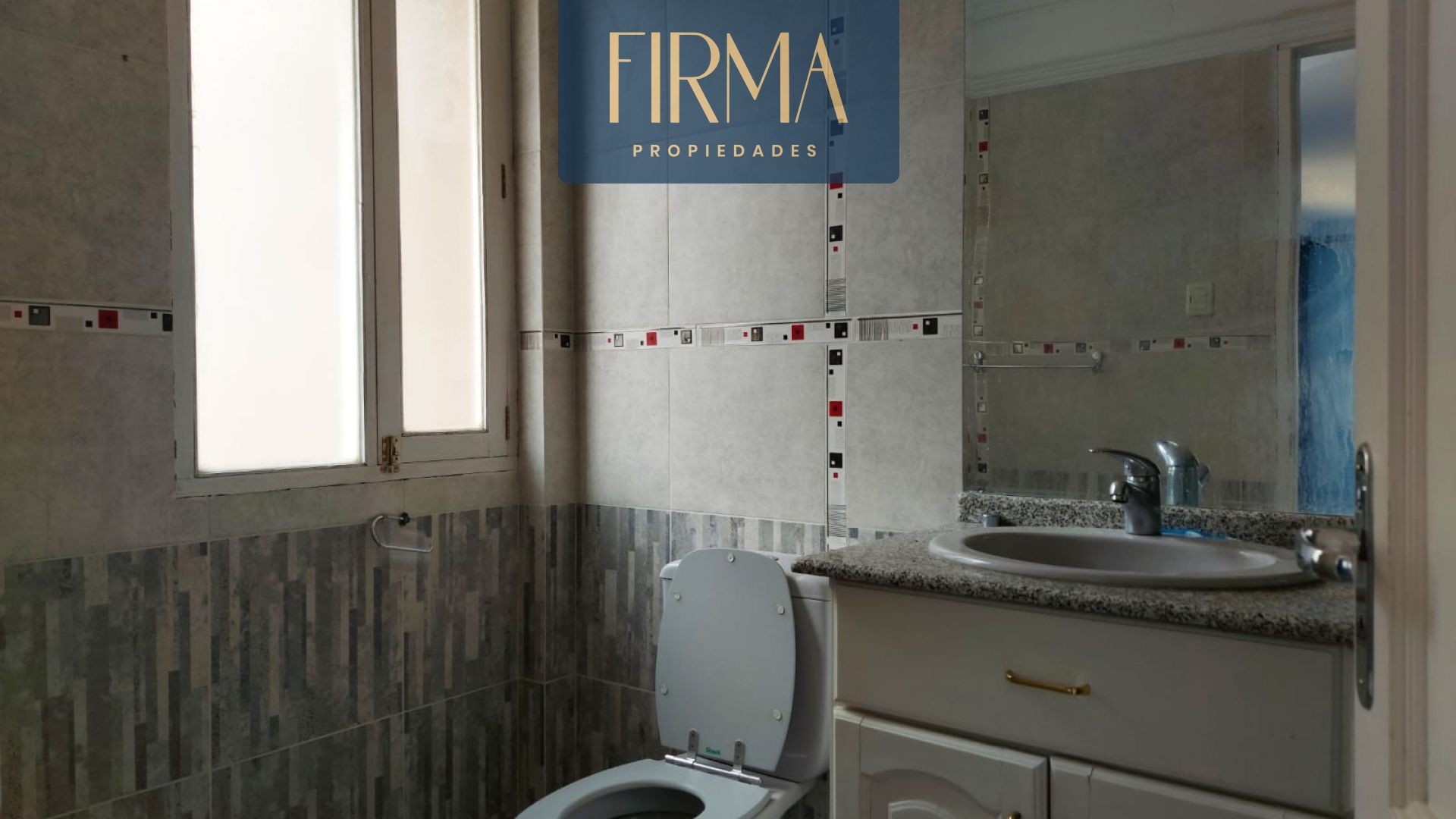 Casa en Irpavi en La Paz 4 dormitorios 5 baños 4 parqueos Foto 4