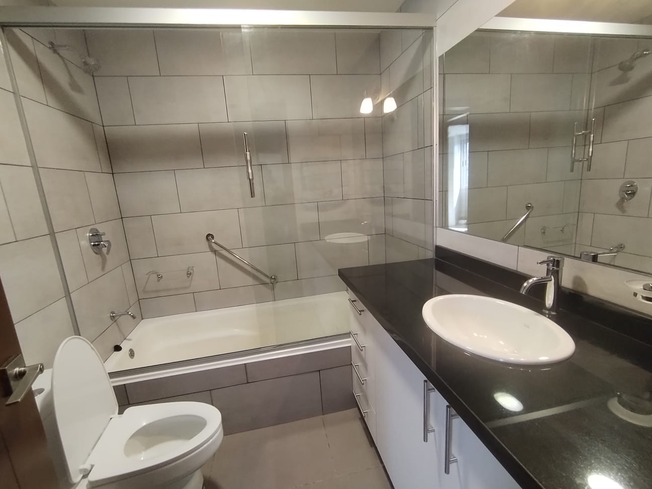 Departamento en San Jorge en La Paz 3 dormitorios 3 baños  Foto 12