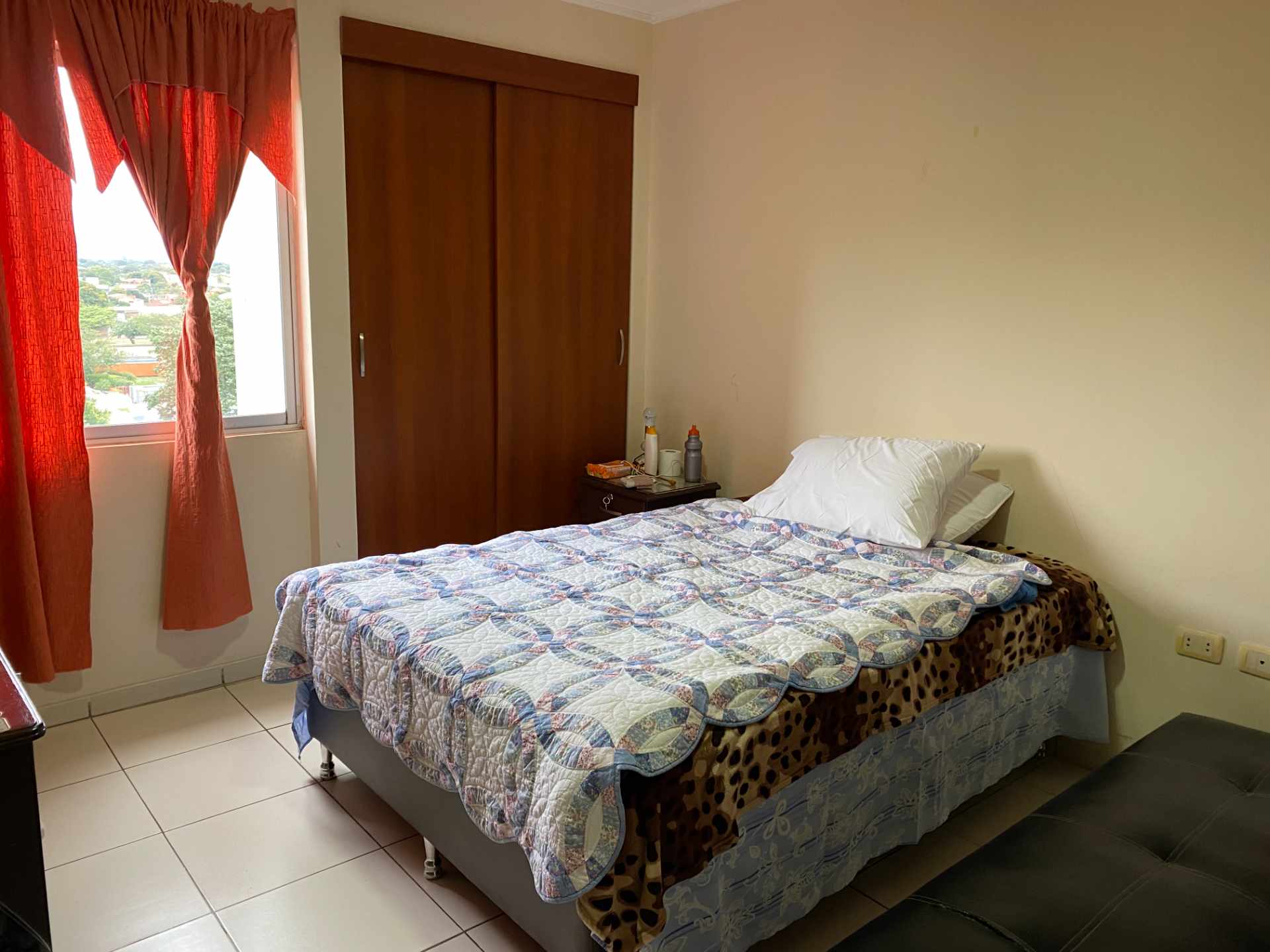 Departamento en VentaCondominio San Francisco, Av. Doble Via entre 5 y 6 anillo  Foto 9