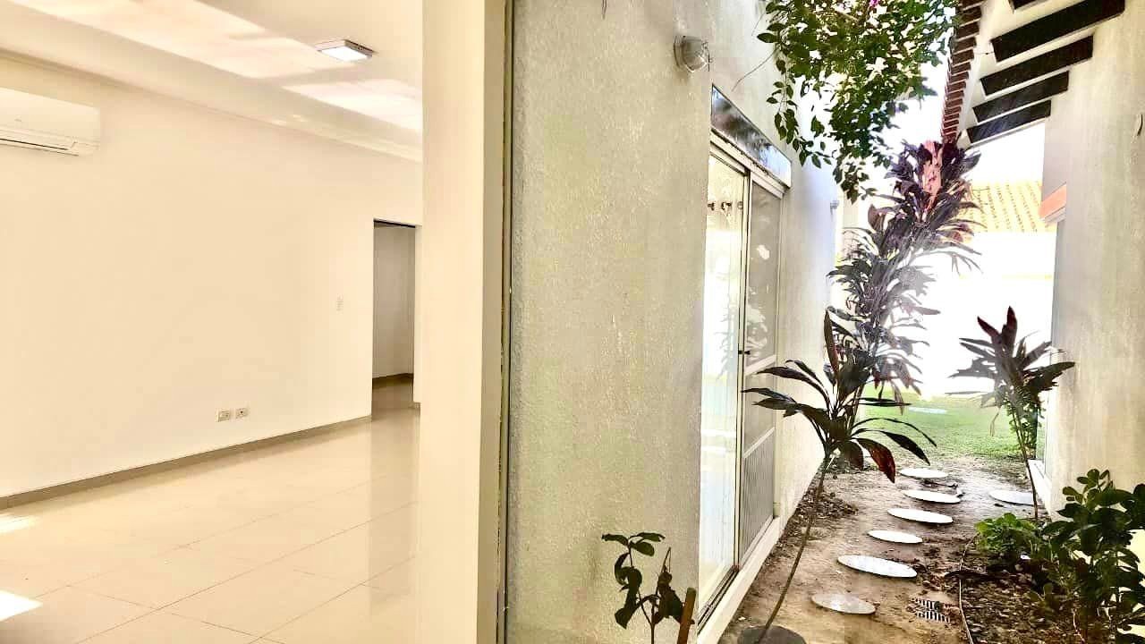 Casa A SOLO 5 MIN DEL PUENTE DEL URUBO Foto 10