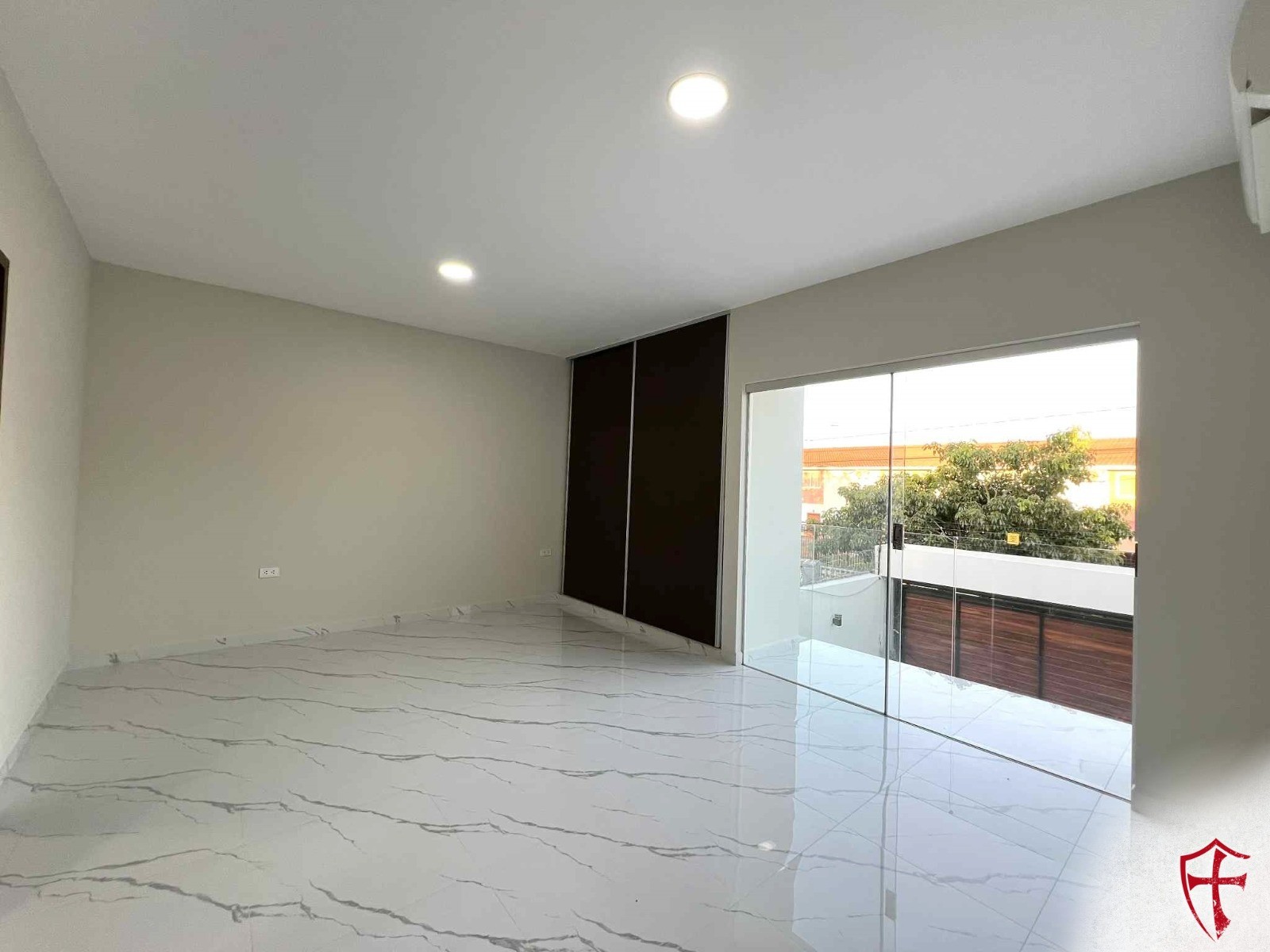 Casa en Carretera Norte en Santa Cruz de la Sierra 3 dormitorios 2 baños  Foto 12