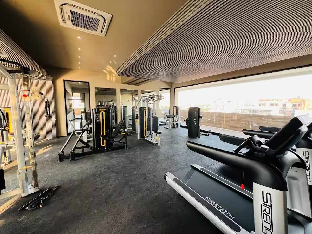 Departamento en VentaEQUIPETROL, Calle 7 este, 2do y 3er anillo Av. San Martin 1 dormitorios 1 baños  Foto 5