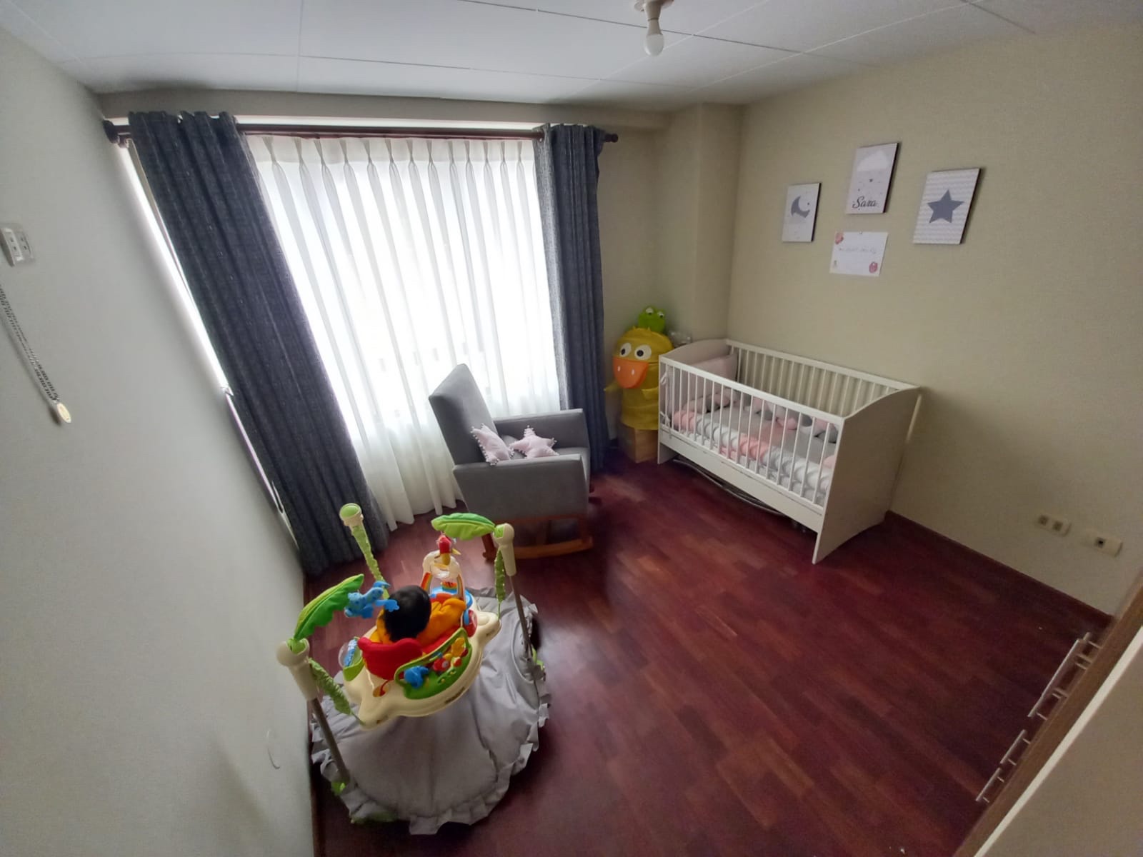 Departamento en VentaDEPARTAMENTO EN VENTA!! Obrajes avenida costanera a una cuadra del cementerio jardín  2 dormitorios 2 baños 1 parqueos Foto 35