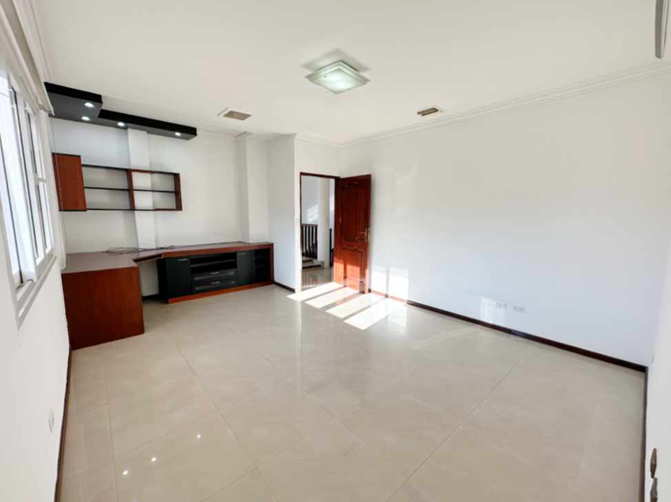 Casa en Venta6to Anillo, Zona Norte, Urbanización Ciudad Jardín, calle Los Tulipanes Foto 49