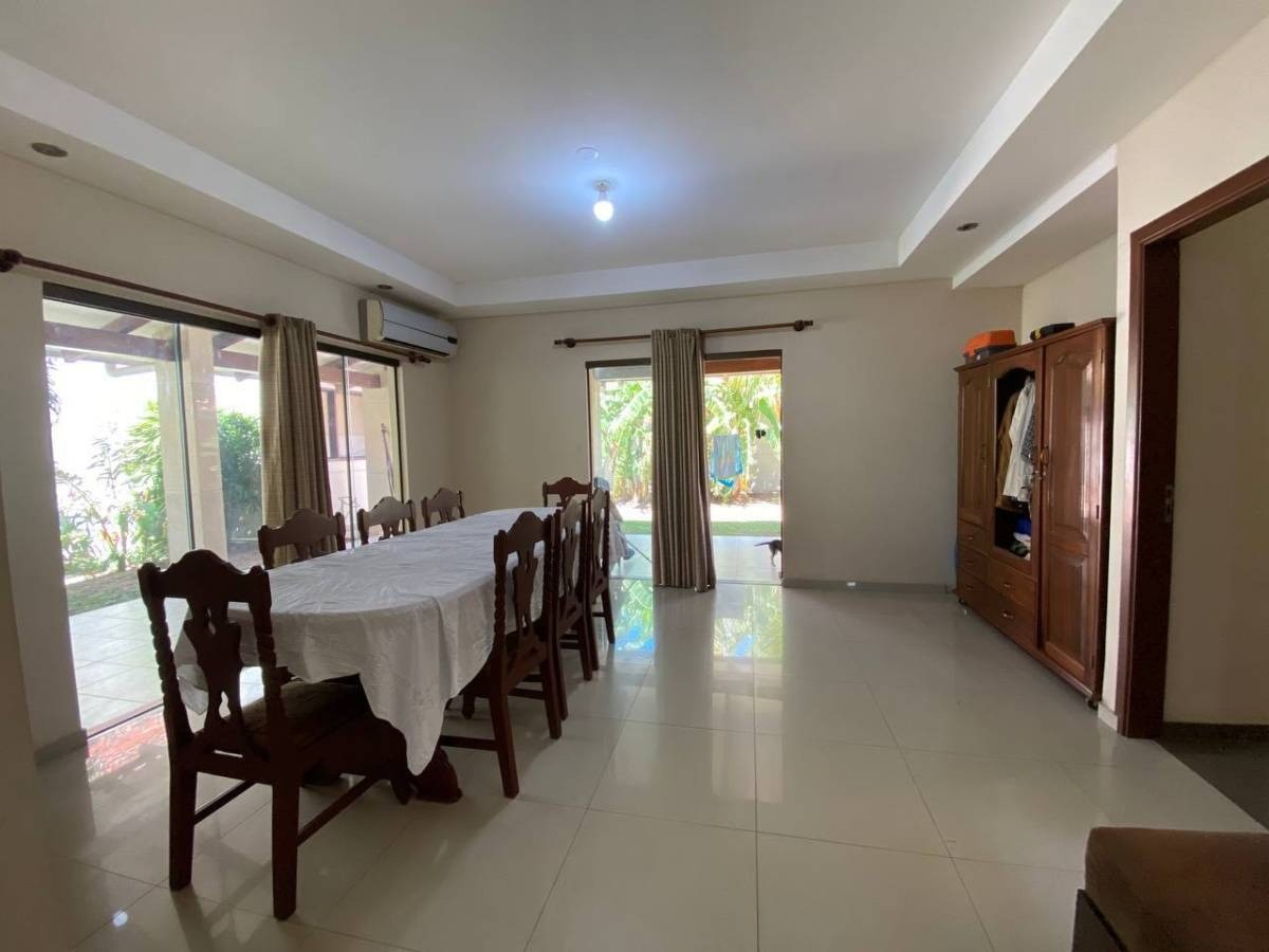 En Venta a $us 400,000 Foto 4
