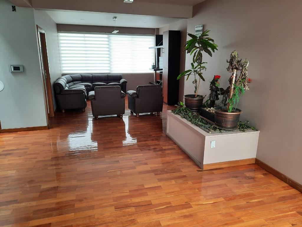 Casa en El Pedregal en La Paz 4 dormitorios 4 baños  Foto 16