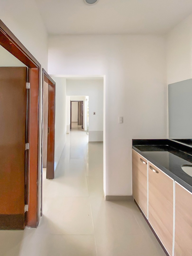 Casa en Venta<b>CASA EN VENTA EN EL URUBÓ - CONDOMINIO SANTA CRUZ DE LA COLINA</b> 4 dormitorios 4 baños 2 parqueos Foto 14