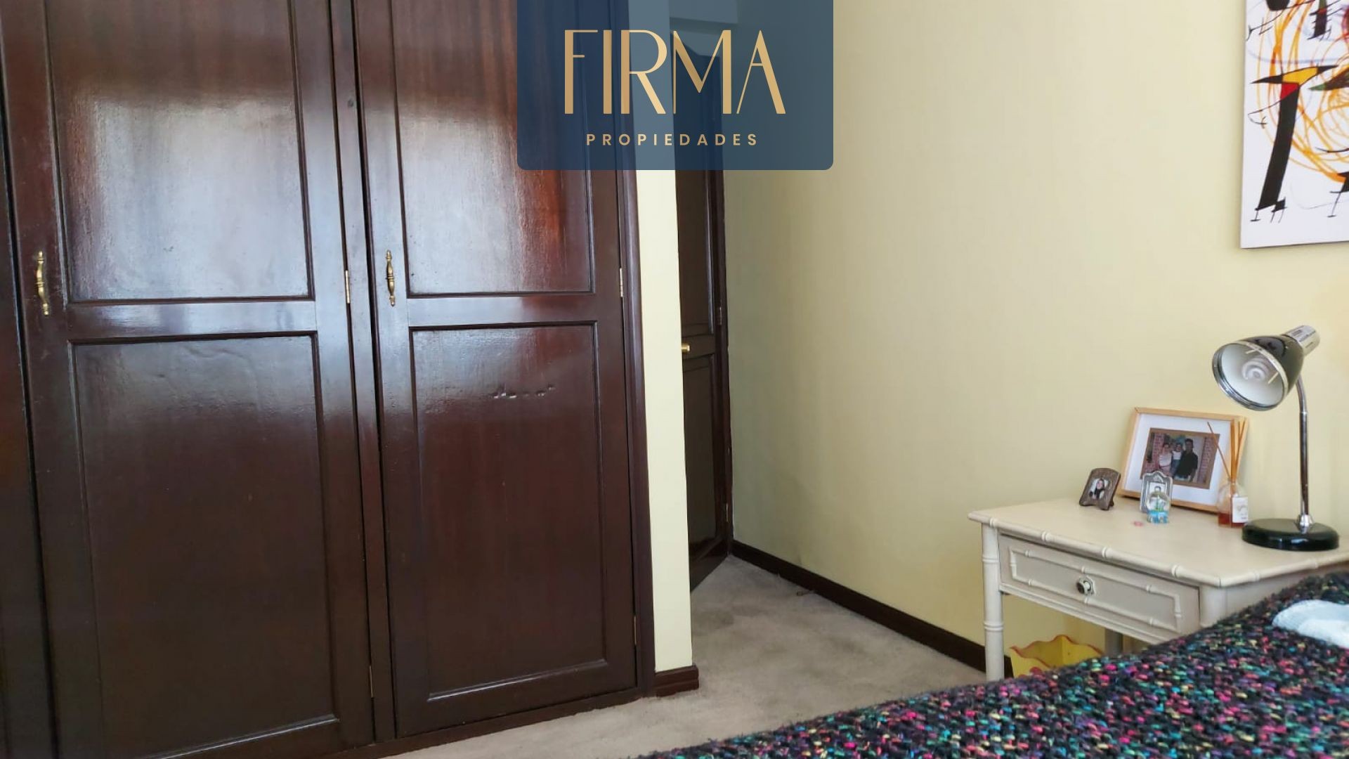 Departamento en Cota Cota en La Paz 4 dormitorios 3 baños 1 parqueos Foto 8