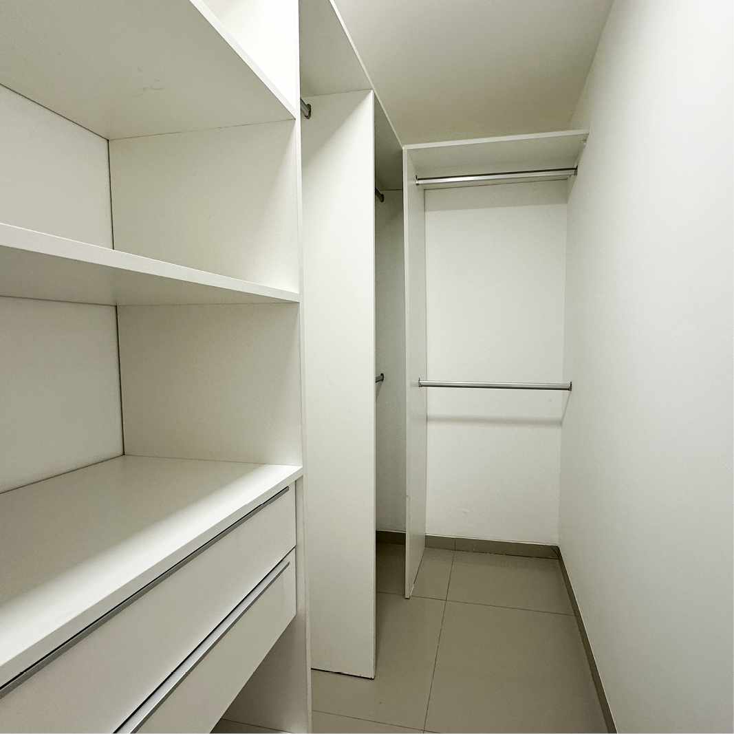 Departamento en VentaCond. San Francisco Norte, Av. Banzer entre 2do y 3er anillo 2 dormitorios 4 baños 1 parqueos Foto 10
