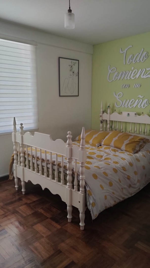 Departamento en VentaEdificio Saturno Calle Gosalves Entre 6 de Agosto y Arce  3 dormitorios 2 baños 1 parqueos Foto 10