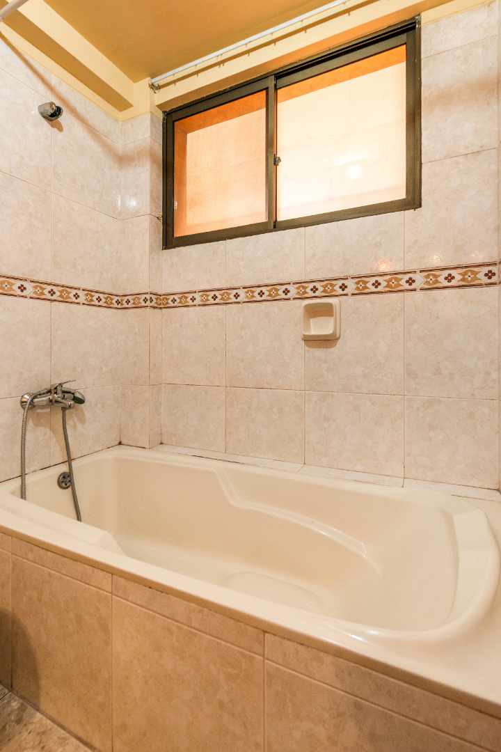 Oficina en VentaAv. Villarroel 1851 Foto 10