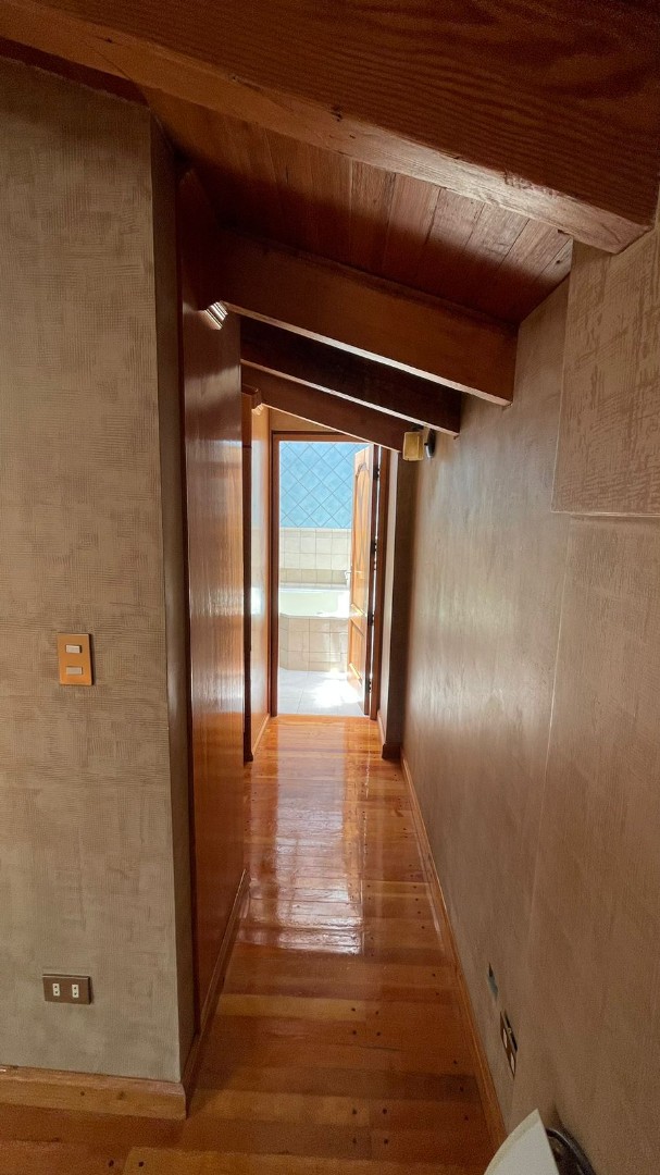 Casa en VentaCasa en Irpavi 2 4 dormitorios 8 baños 4 parqueos Foto 4