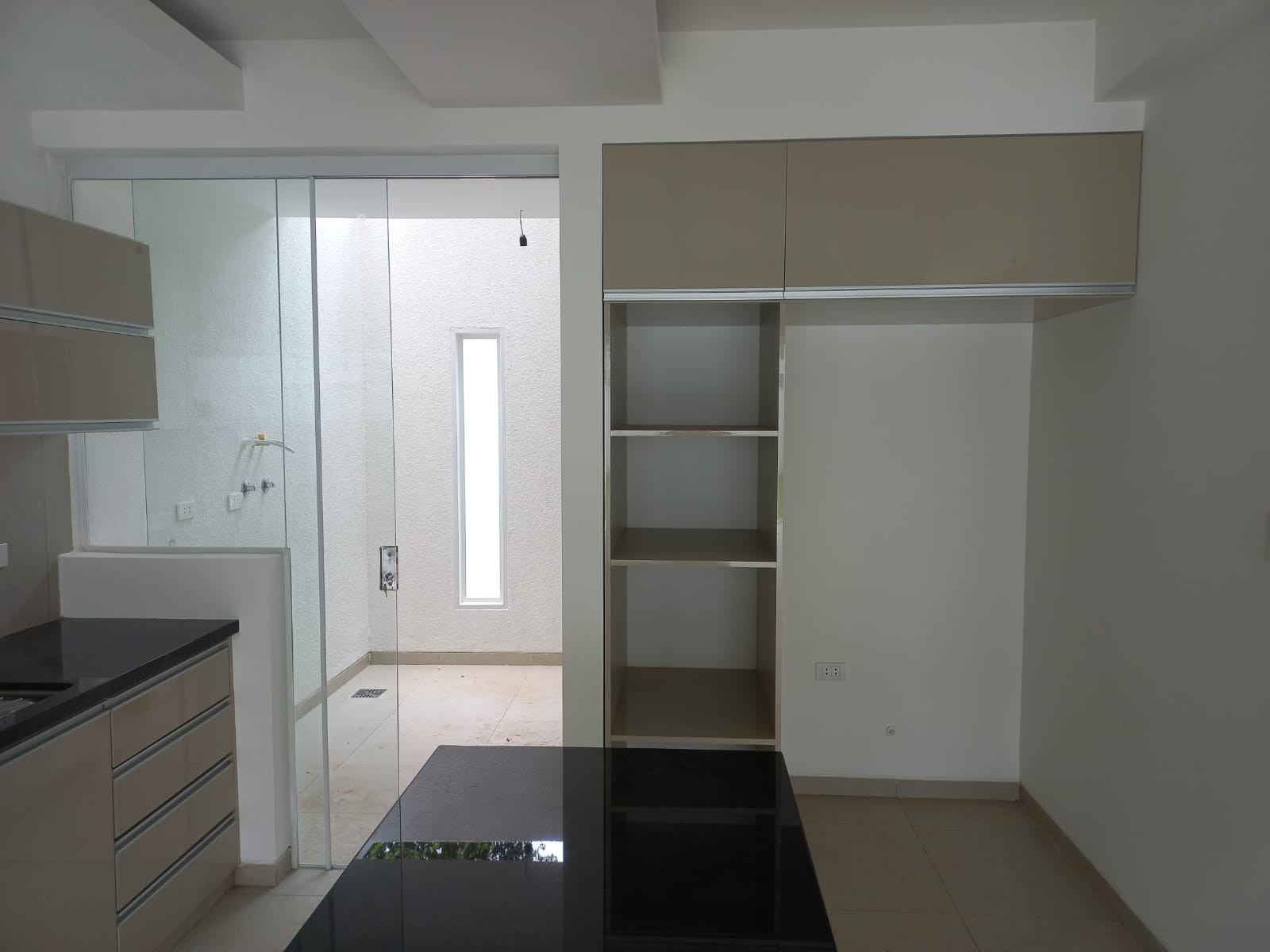 Casa en Entre 8vo y 9no anillo Norte en Santa Cruz de la Sierra 3 dormitorios 7 baños 2 parqueos Foto 25