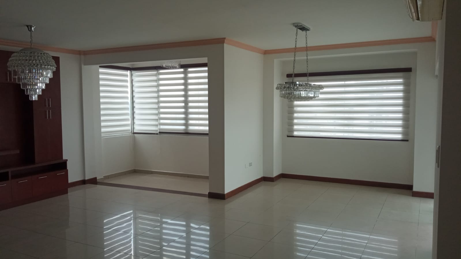 Departamento Cerca Plaza del Estudiante y avenida Mgr Rivero Foto 18