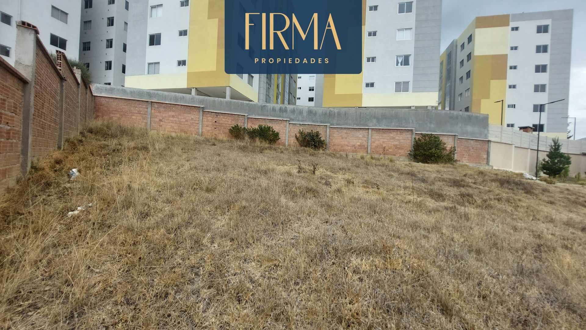 Terreno en VentaTERRENO EN VENTA, CONDOMINIO LOMAS DE ACHUMANI Foto 1