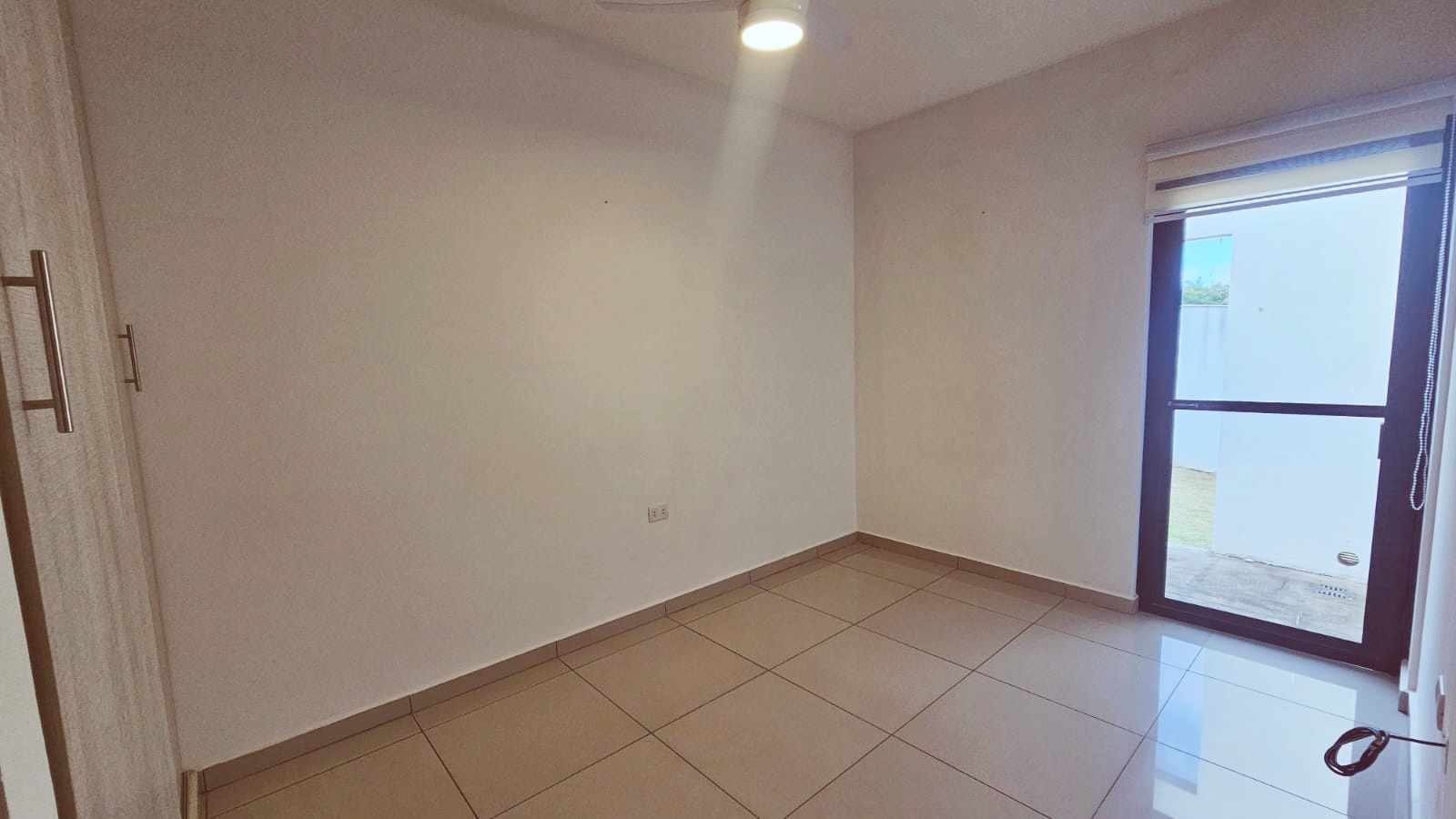 En Alquiler a $us 500 Foto 15