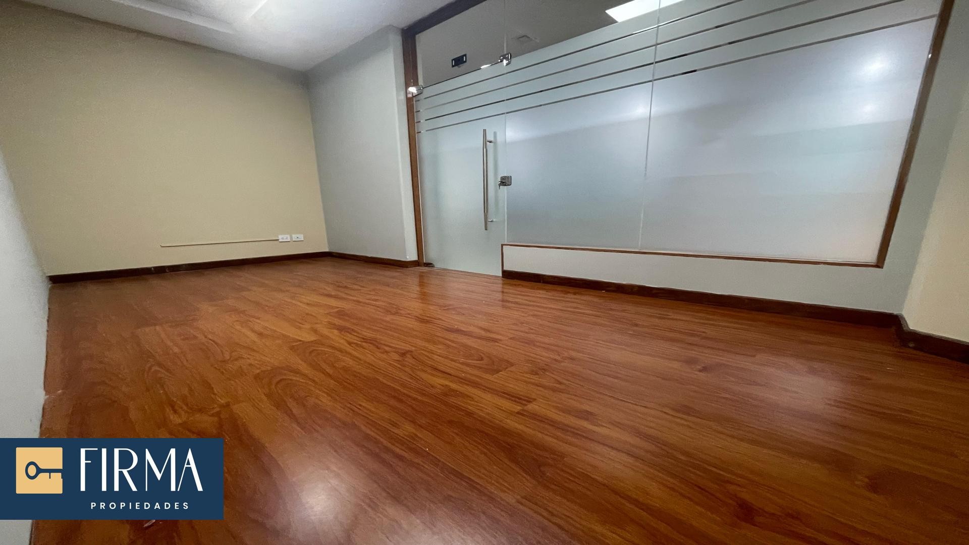 Oficina OFICINA EN ALQUILER EN CALACOTO Foto 6