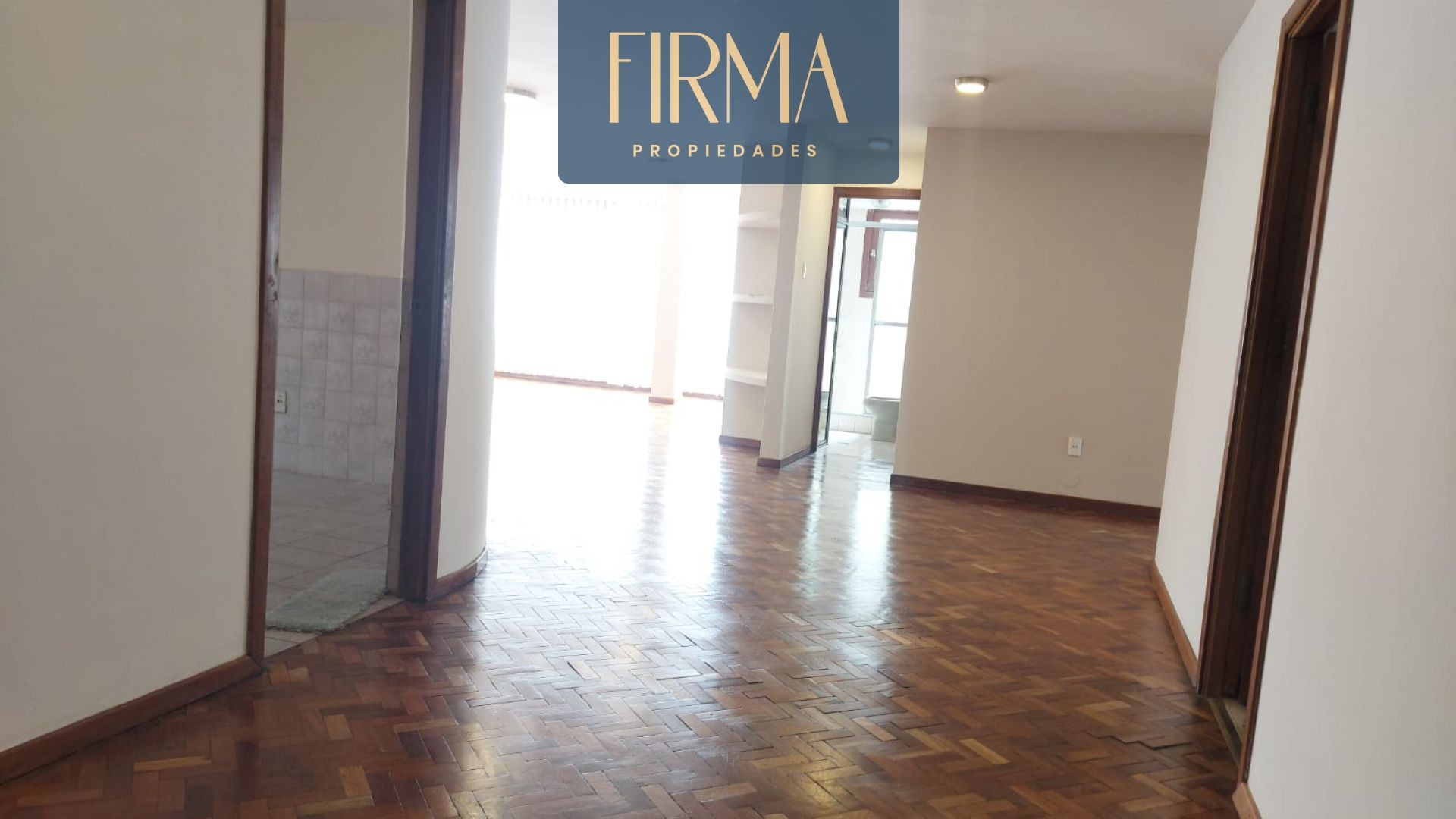 Departamento en AlquilerIRPAVI CALLE 8 3 dormitorios 3 baños 1 parqueos Foto 1