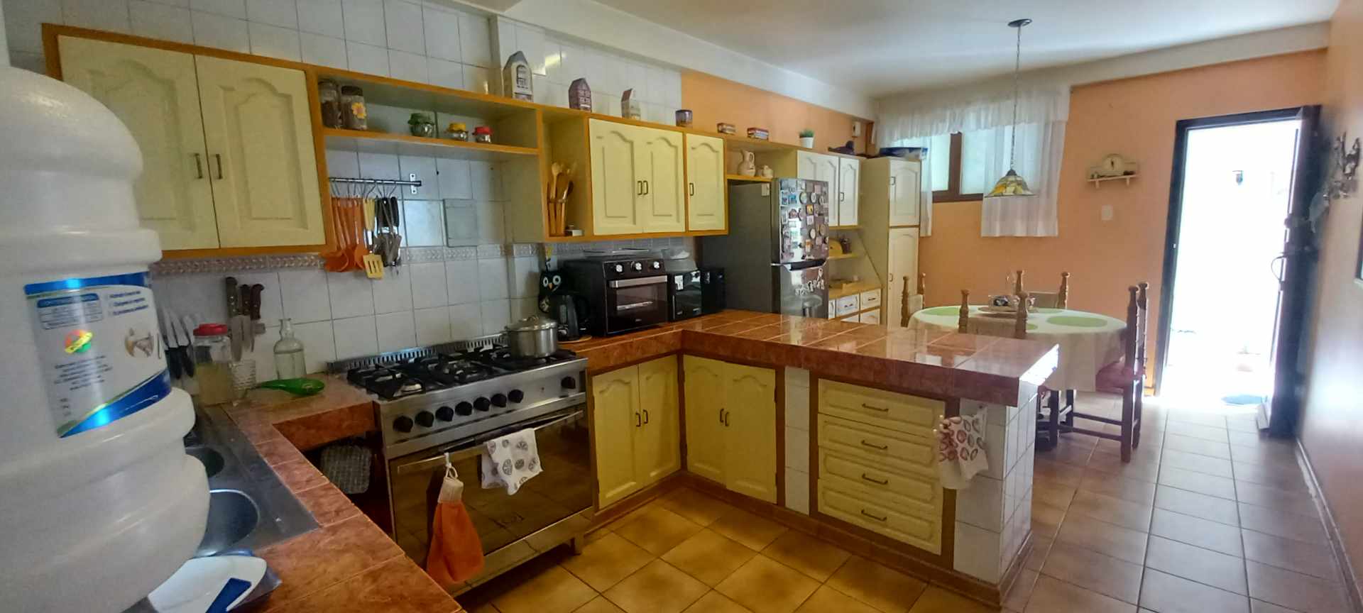 Casa en VentaSopocachi, Plaza Adela Zamudio 9 dormitorios 5 baños 2 parqueos Foto 18