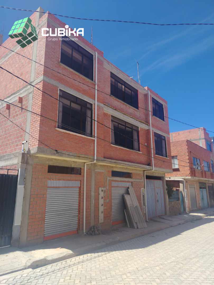 Casa El alto zona Mercedario sector 3 Foto 3