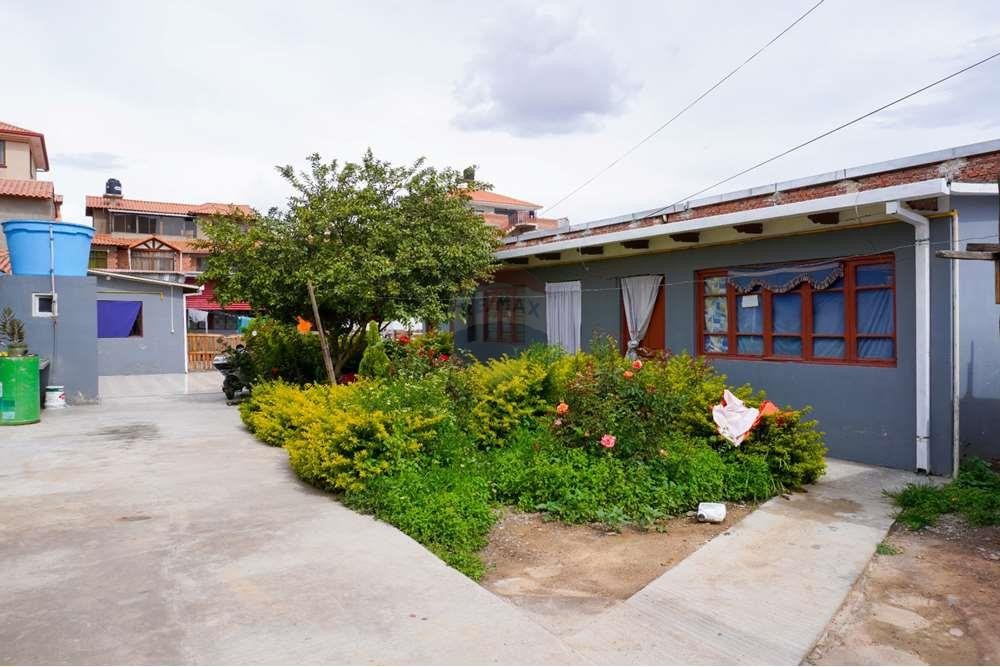 Departamento en La Chimba en Cochabamba 4 dormitorios 2 baños 4 parqueos Foto 7