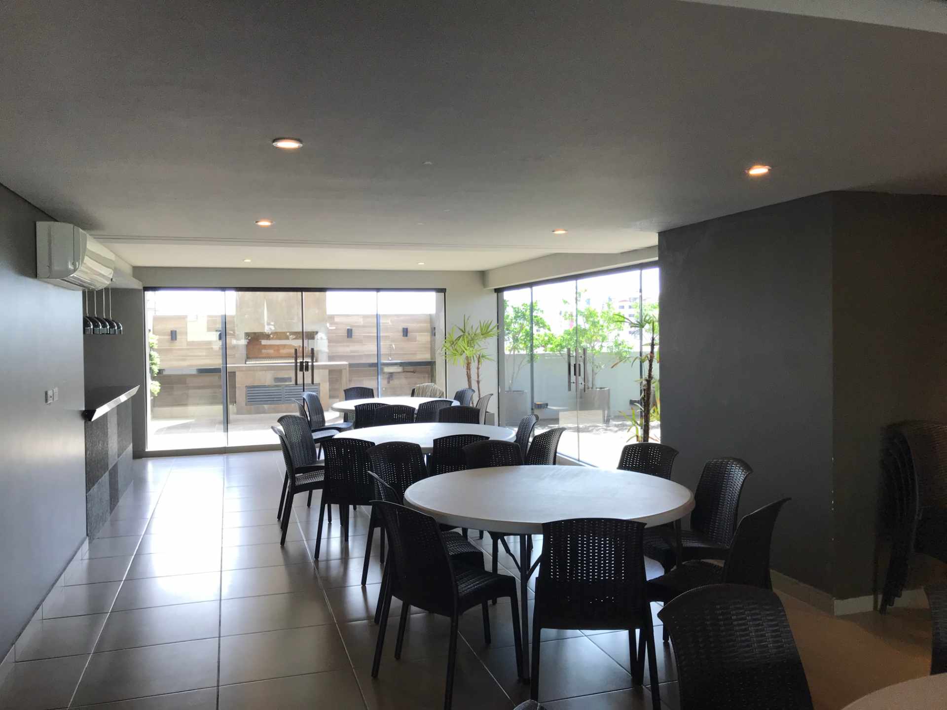 Departamento en AlquilerCondominio Fragata, Equipetrol, 2do. y 3er. Anillo, sobre Av. San Martín, próximo a Colegio Alemán.  Foto 14