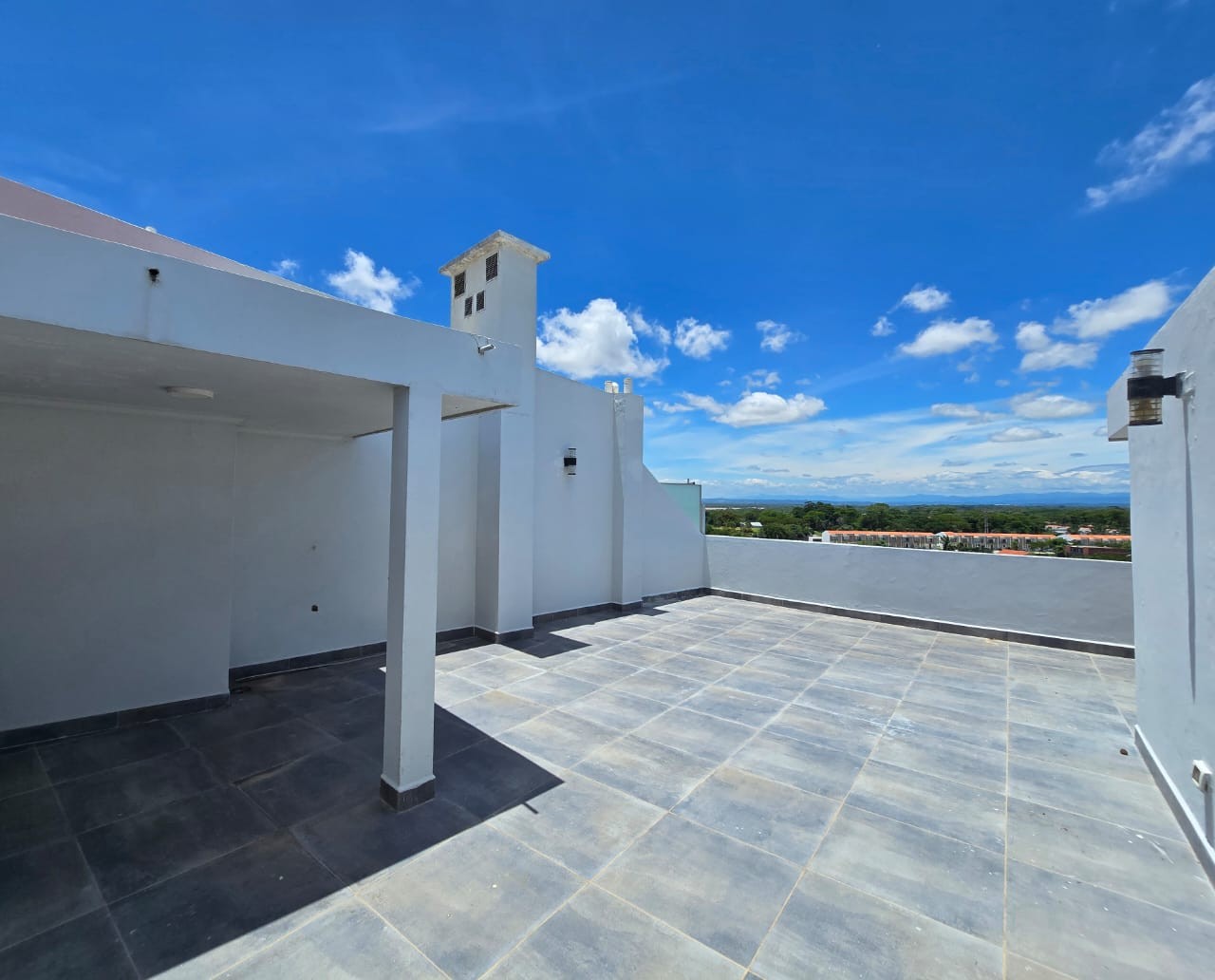 Departamento URUBO CONDOMINIO 360 DEPARTAMENTO TRIPLEX ALQUILER Foto 9