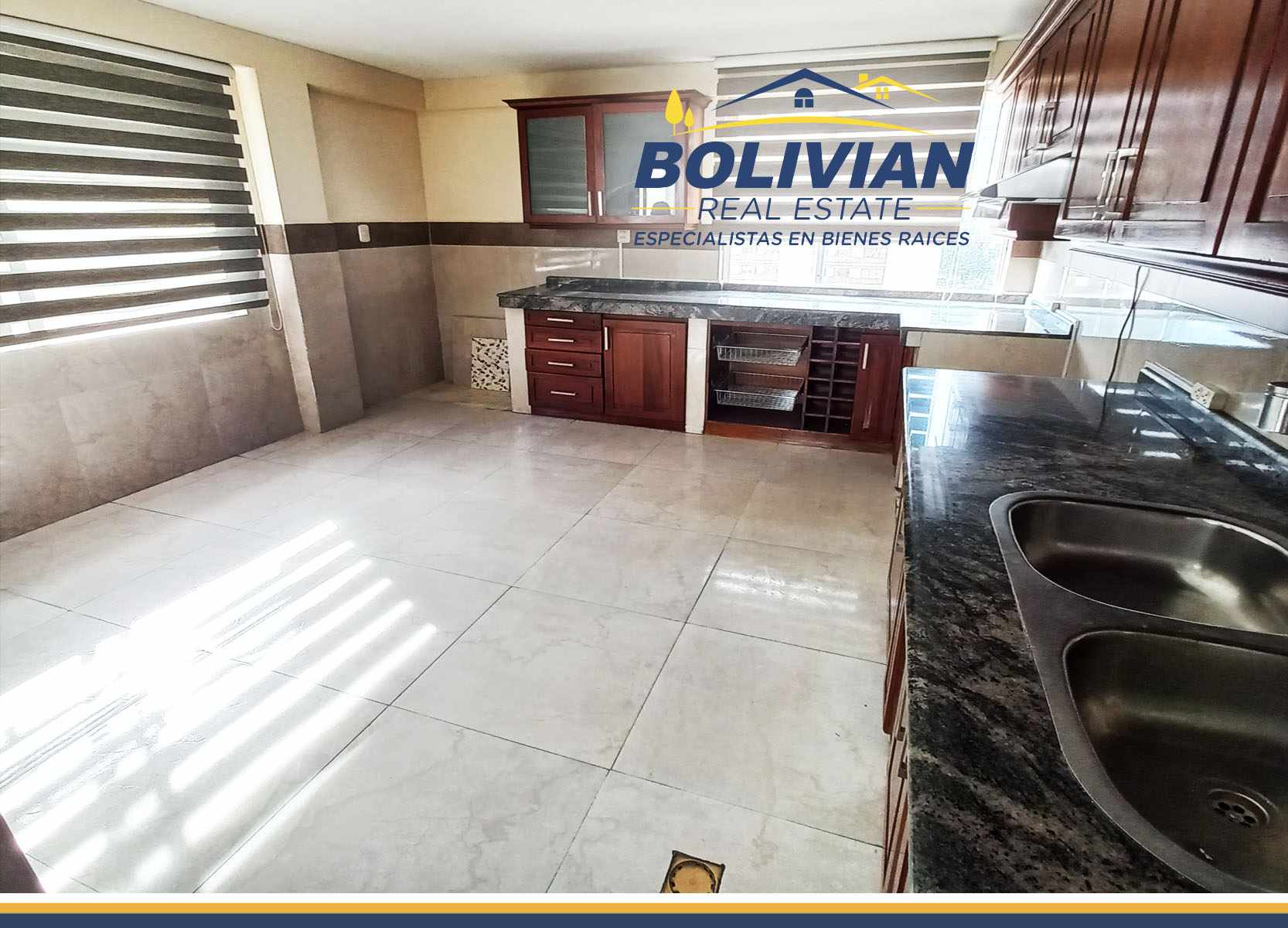 Departamento en Venta AV. ARCE SOPOCACHI,  DEPARTAMENTO REMODELADO EN VENTA  Foto 8