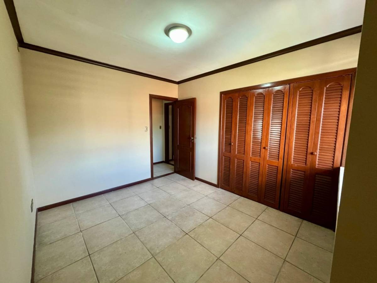 En Alquiler a $us 718 Foto 8