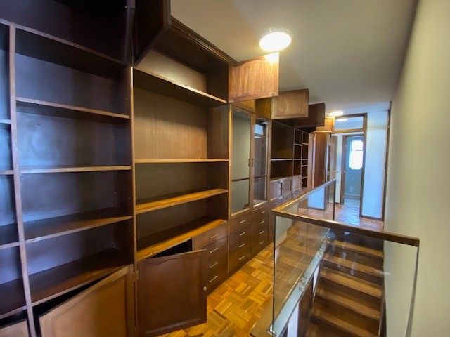 Departamento en Sopocachi en La Paz 4 dormitorios 4 baños  Foto 8