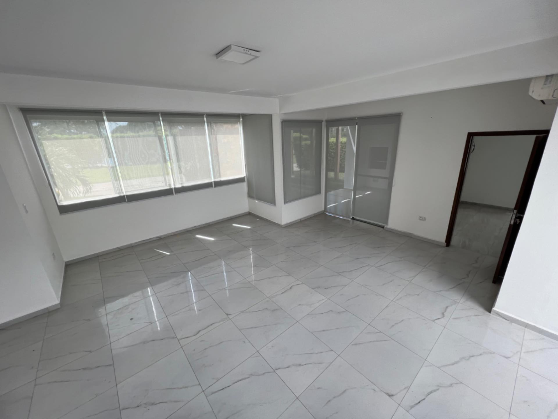 Casa en AlquilerCONDOMINIO LOS PARQUES DEL URUBO I 4 dormitorios 5 baños 3 parqueos Foto 19