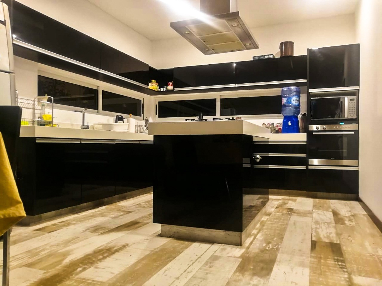 Casa en VentaUrubó. Santa Cruz La Vieja 3 dormitorios 3 baños 4 parqueos Foto 2