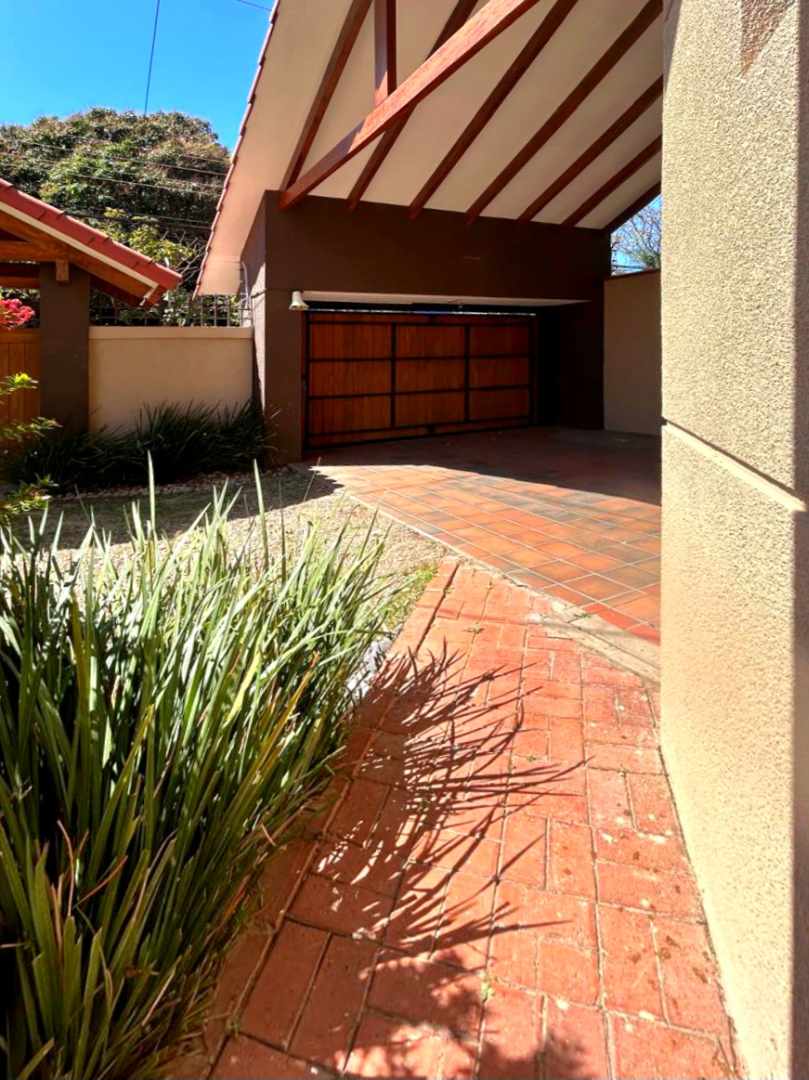 En Alquiler a $us 1,500 Foto 16