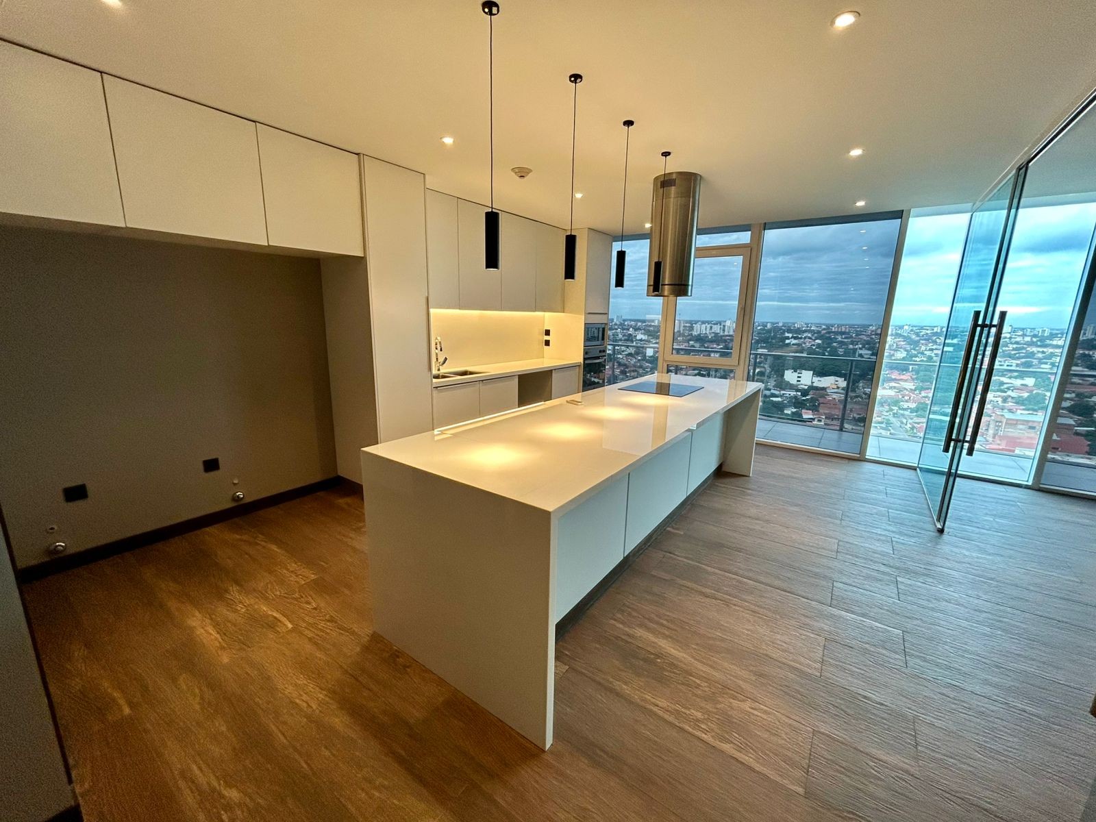 En Venta a $us 900,000 Foto 8