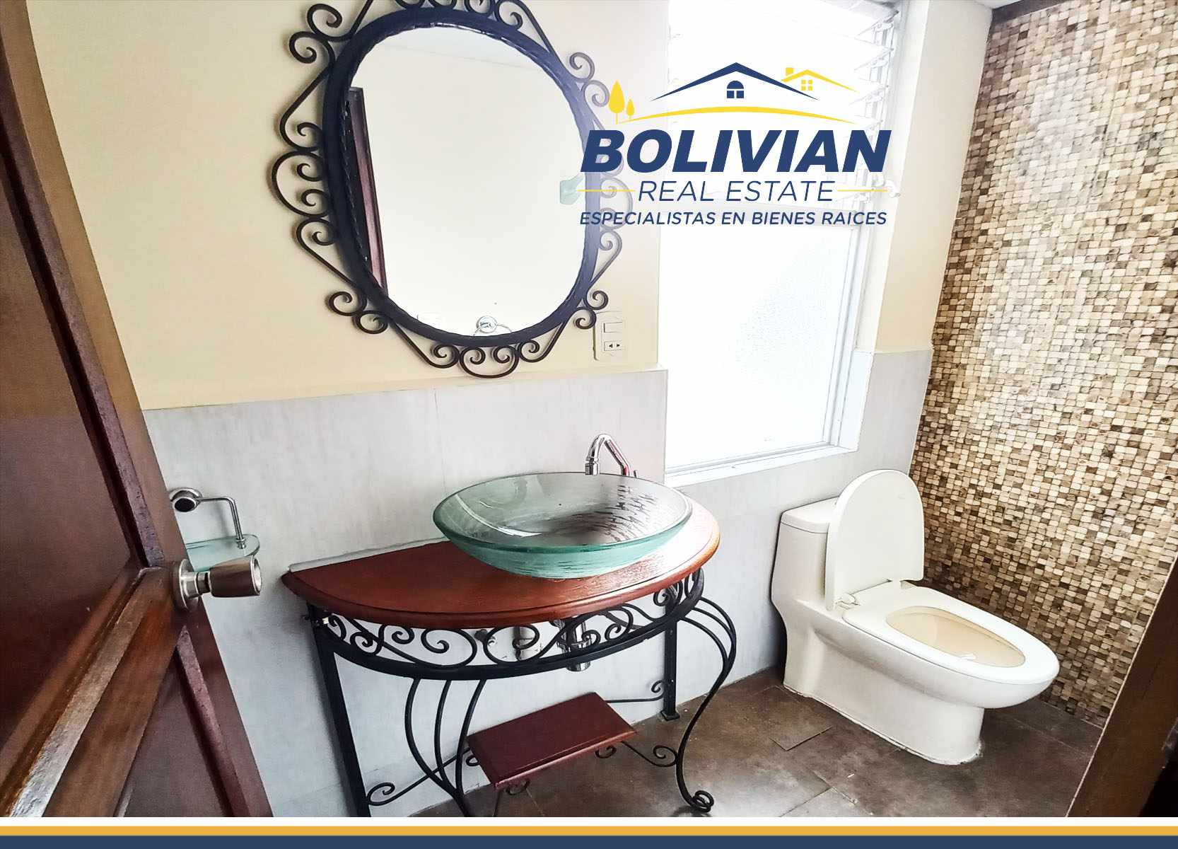 Departamento en Venta AV. ARCE SOPOCACHI,  DEPARTAMENTO REMODELADO EN VENTA  Foto 9