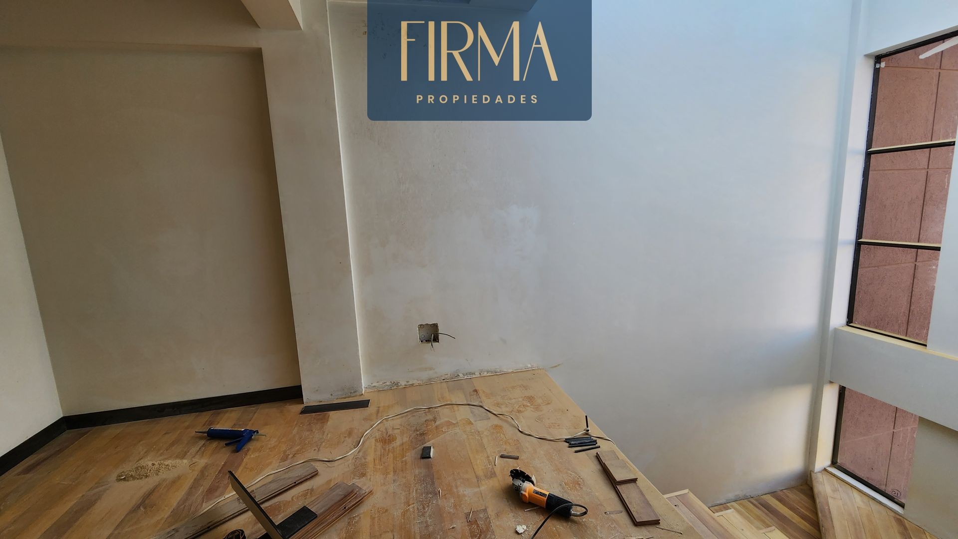 Casa en Achumani en La Paz 4 dormitorios 5 baños 2 parqueos Foto 13