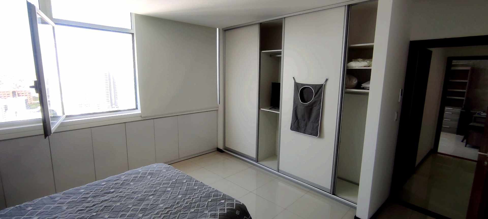 Departamento en Equipetrol en Santa Cruz de la Sierra 3 dormitorios 4 baños 2 parqueos Foto 13