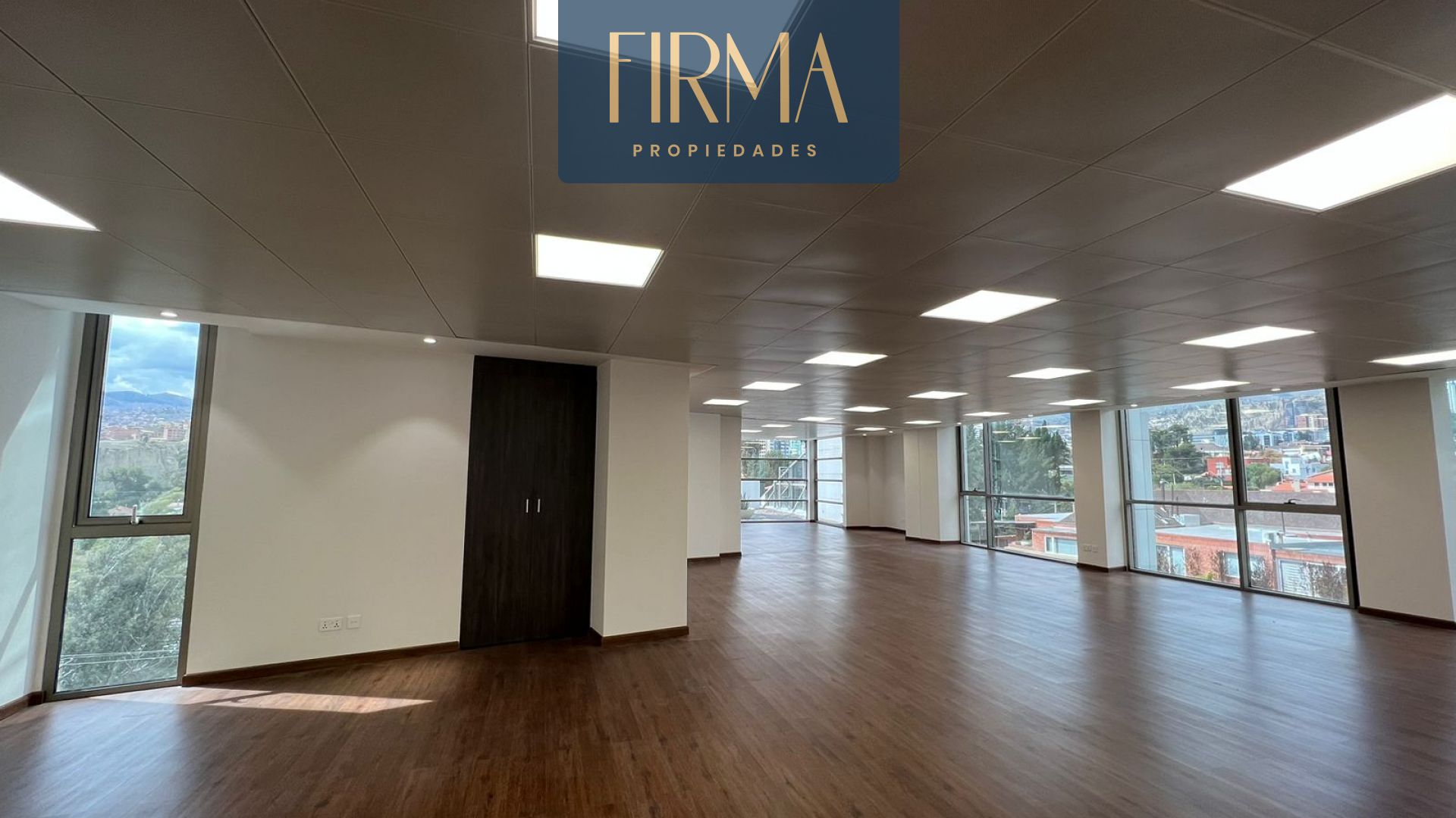 Oficina en Calacoto en La Paz  2 baños 2 parqueos Foto 10