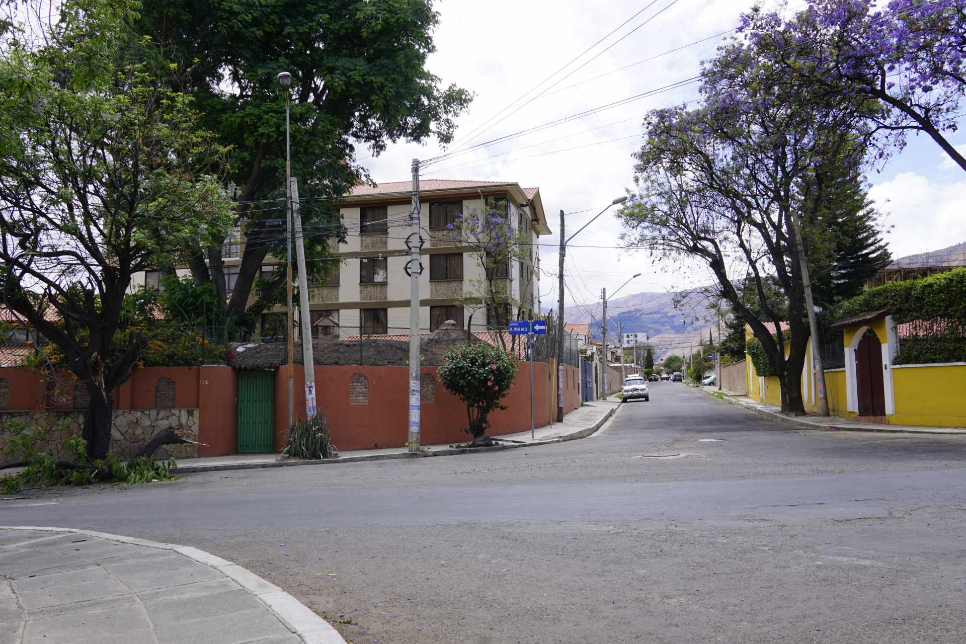 Departamento en Mayorazgo en Cochabamba 3 dormitorios 3 baños 1 parqueos Foto 10