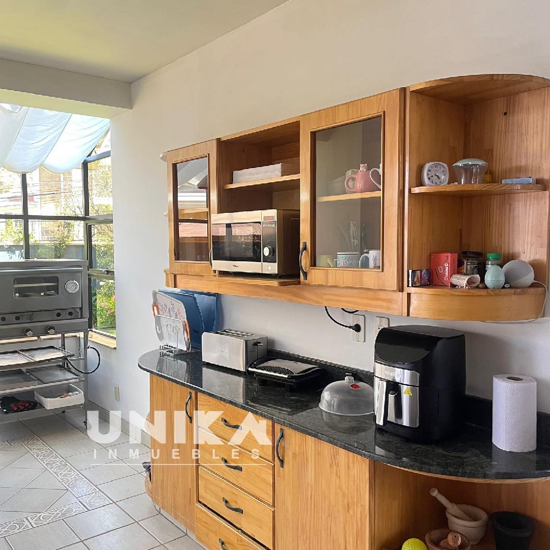 Casa en Alquiler☀️🏡 LINDA Y SOLEADA CASA EN ALQUILER EN ACHUMANI 4 dormitorios 5 baños 3 parqueos Foto 8