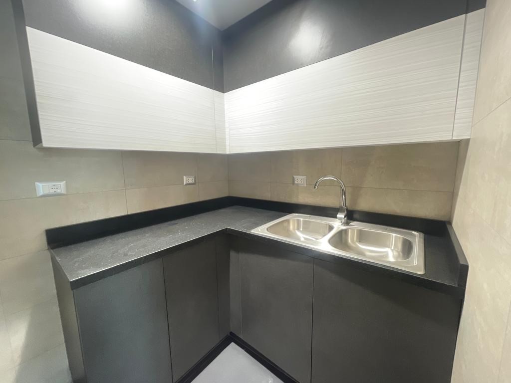 Oficina OFICINA EN VENTA EN CALACOTO A ESTRENAR Foto 15