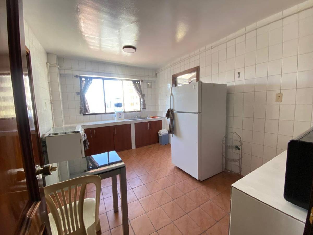 Departamento en San Jorge en La Paz 4 dormitorios 4 baños 1 parqueos Foto 26