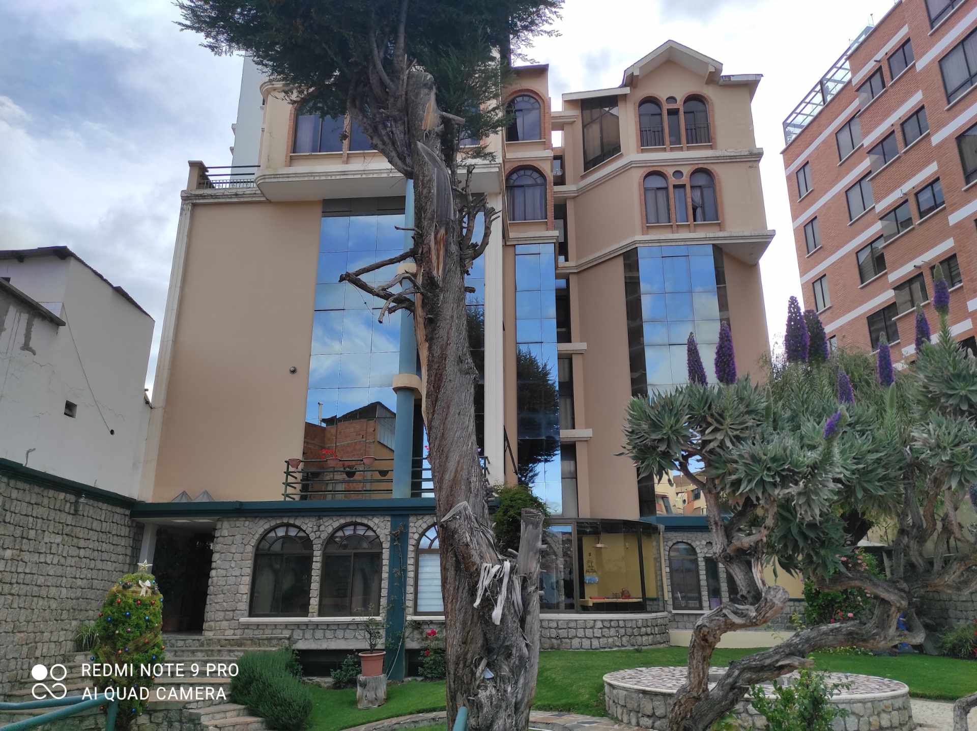 Departamento en AnticréticoCalle Enrique Finot Nro 2348 Edificio Bel Jardin Departamento 202 2 dormitorios 2 baños  Foto 1