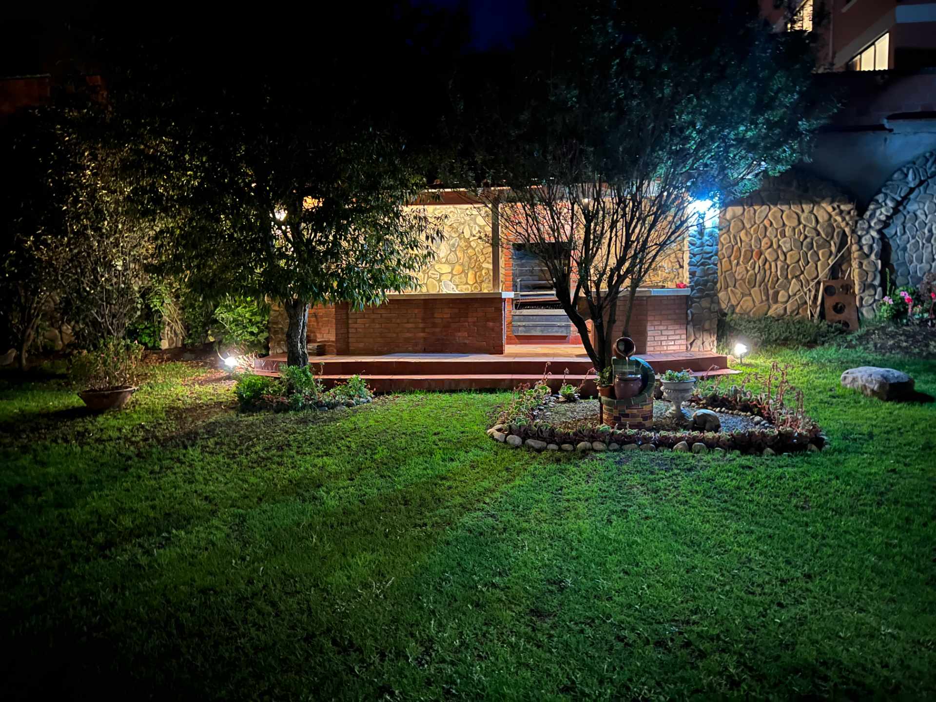 Casa Lujosa residencia estilo mediterráneo clásico con acabados de primera. Foto 3