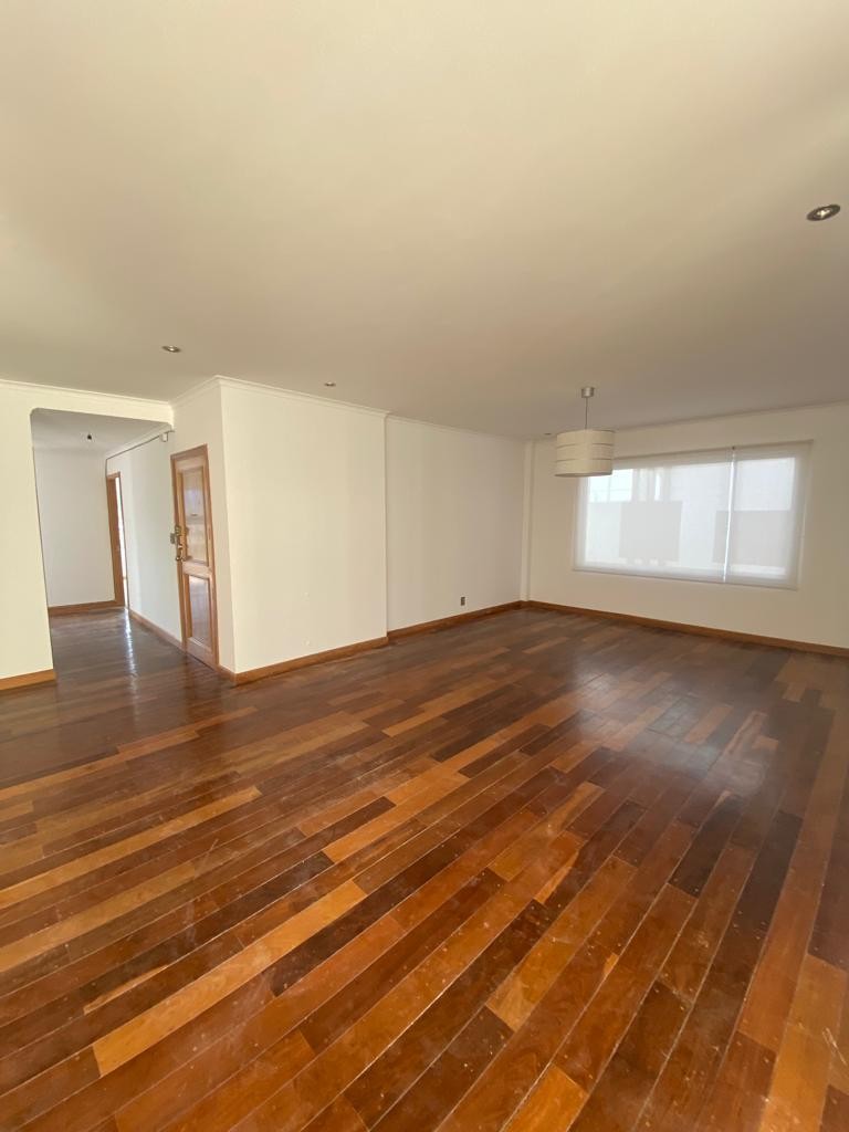 Departamento en Auquisamaña en La Paz 3 dormitorios 5 baños 1 parqueos Foto 6