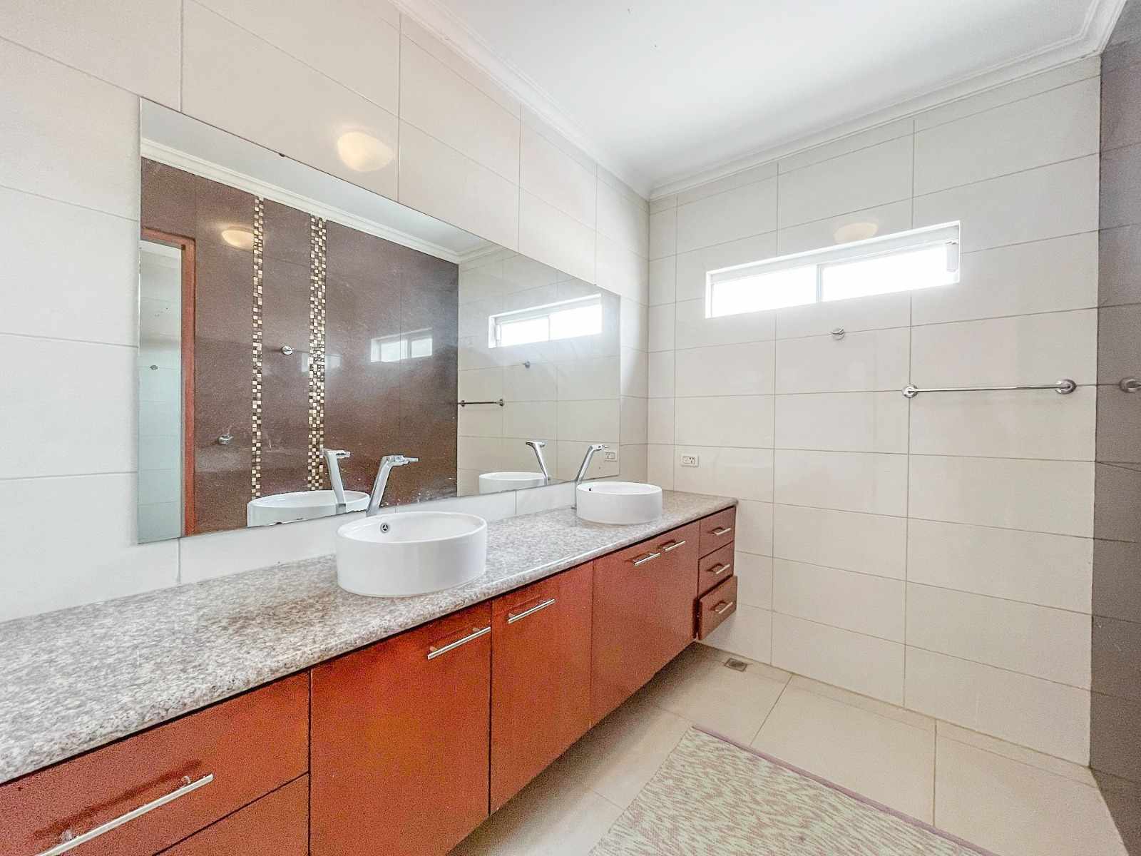 En Venta a $us 750,000 Foto 33