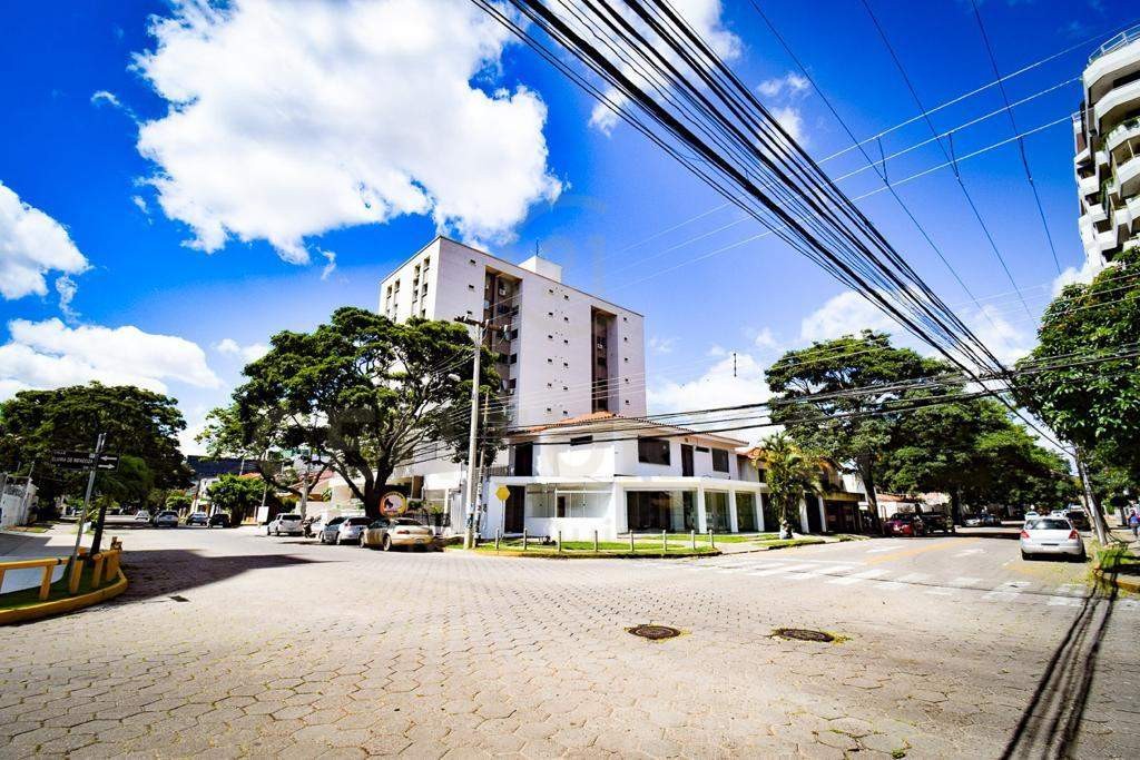 Local comercial Av. Monseñor Santistevan esquina Elvira de Mendoza Foto 2